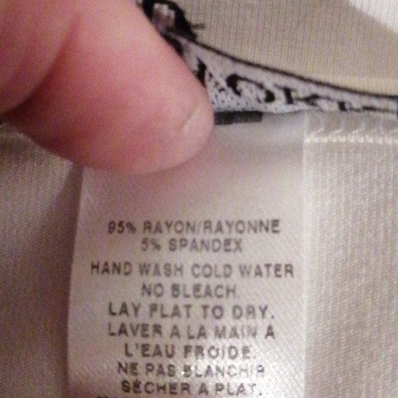 NWOT, Softworks Ladies White Top size small - Picture 10 of 10